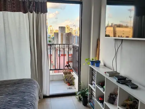Venta Monoambiente con Balcón Ideal Renta UADE  Balvanera