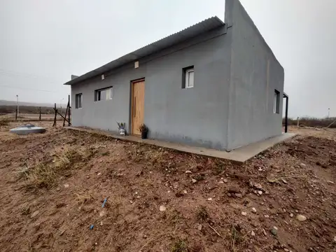 Casa 3 ambientes con 2 baños