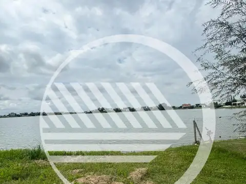 Terreno en Venta de 957,0 m2