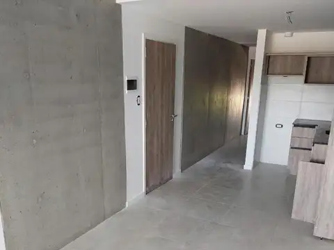 Venta departamento semipiso 1 Dormitorio con balcón Santa Fe 3300