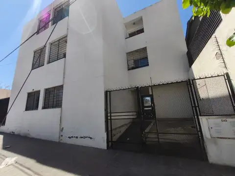 VENTA DEPARTAMENTO UN DORMITORIO CON PATIO 