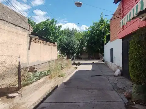 puerto argentino 2300
