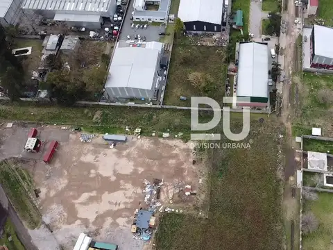 Lote en venta en zonificación industrial en Moreno