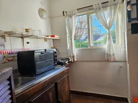 Casa en Venta con 3 cocheras