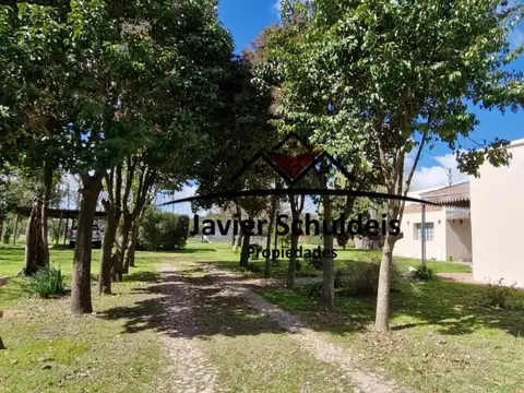 Casona antigua totalmente refaccionada, lote de 3000m2.!