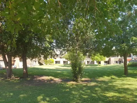 Departamento en Venta en Aparts del Pinazo, USD 120.000