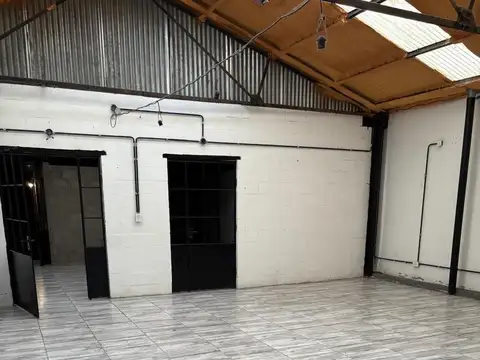 Galpon en Venta en San Fernando Vias  /  Libertador a Rio, USD 250.000