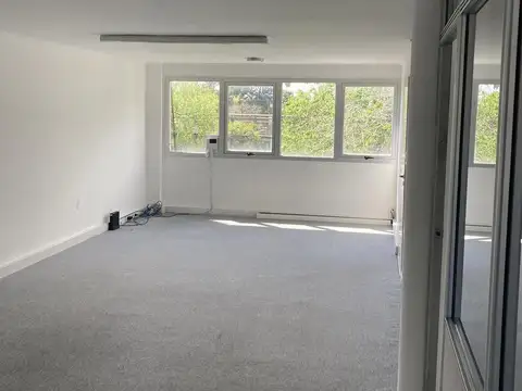 Libertador y Roma Excelente muy luminosa  !!!!