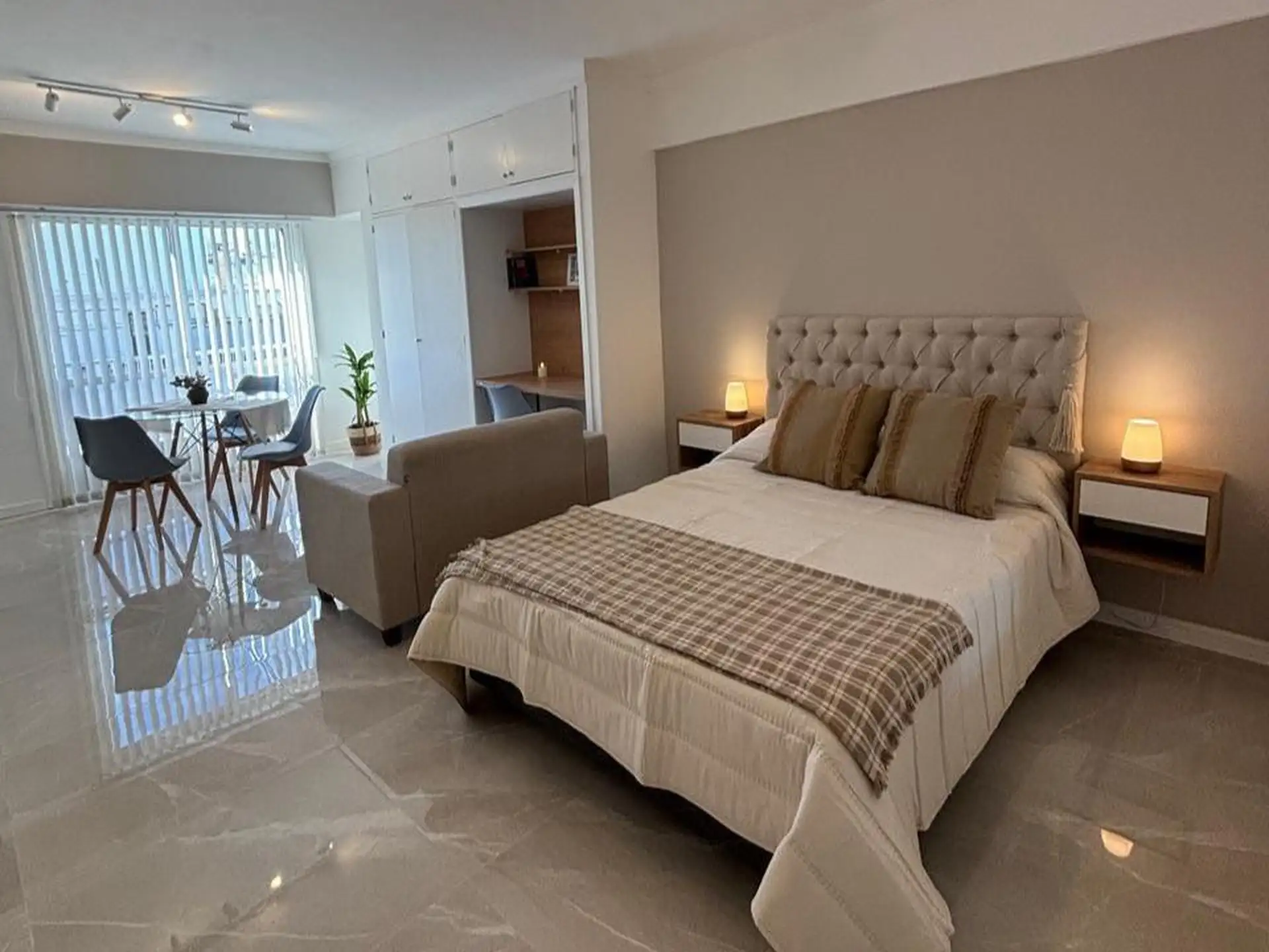 VENTA Departamento 1 ambiente reciclado y amoblado - proximo a Plaza Mitre