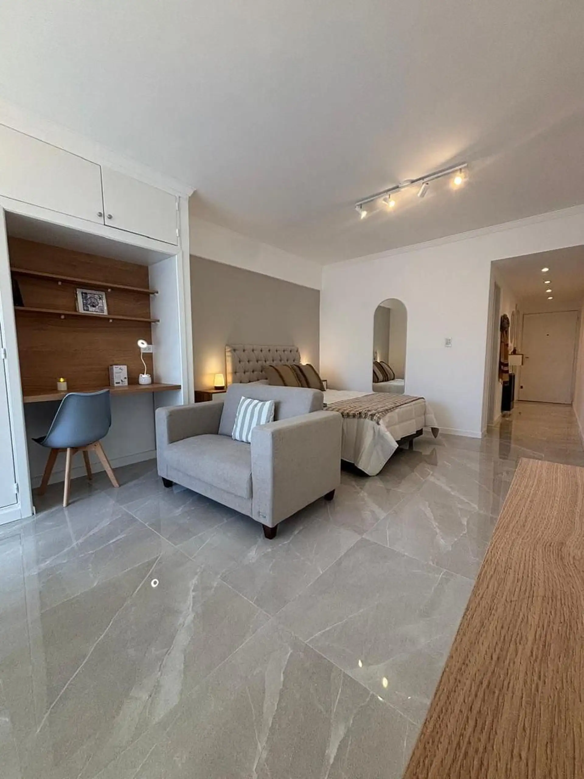 VENTA Departamento 1 ambiente reciclado y amoblado - proximo a Plaza Mitre