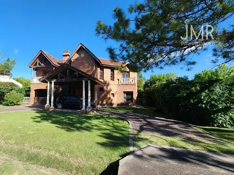 Casa venta 4 Dormitorios y family Lote de 800 m2 La Casualidad Pilar