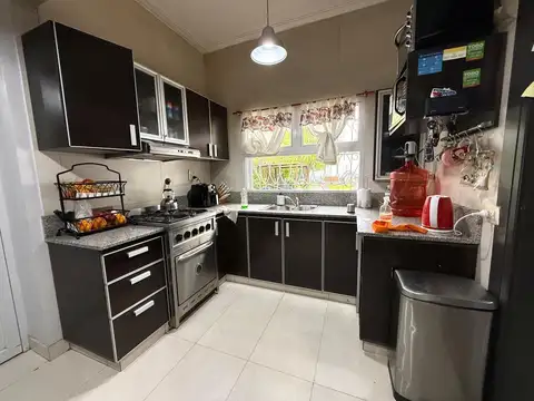 Casa en Venta en Rafael Calzada, USD 139.000