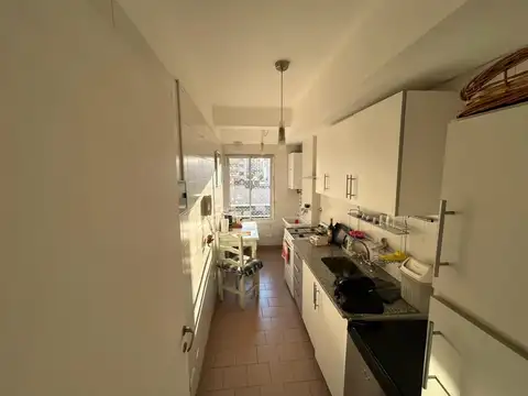 AlbariÑo 100, Piso 3