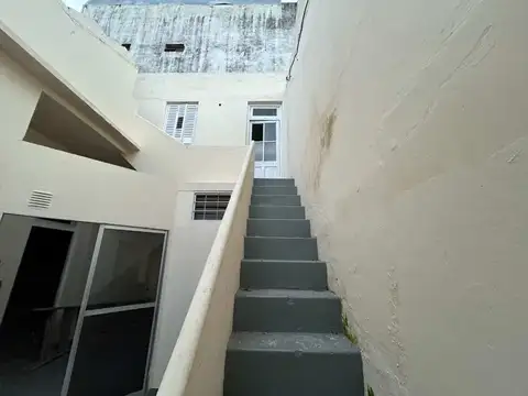 Depto Tipo Casa en Venta de 4 dormitorios