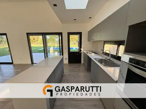 Casa en Venta al Este