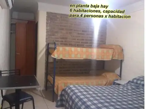 Casa 13 ambientes con 6 baños