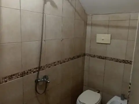 Sucre 1000, Piso pb