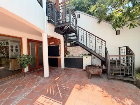 Casa 6 ambientes con 6 baños