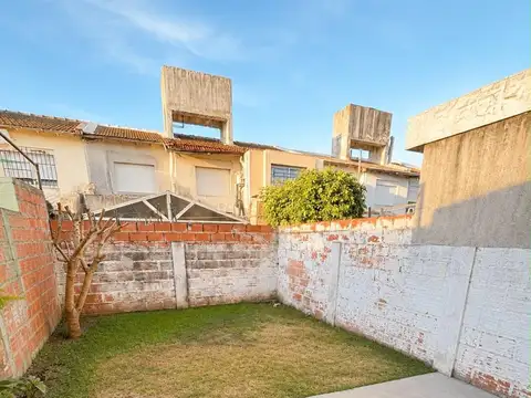 Depto Tipo Casa en Venta 12 años
