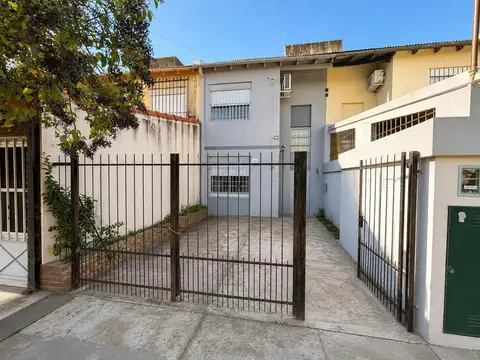 VENTA PH 2 DORMITORIOS, SAN NICOLAS