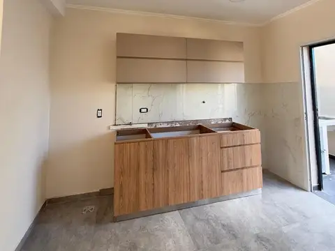 CF1370 - DÚPLEX APTO CRÉDITO HIPOTECARIO - AV. ALMTE. BROWN Y JAURETCHE