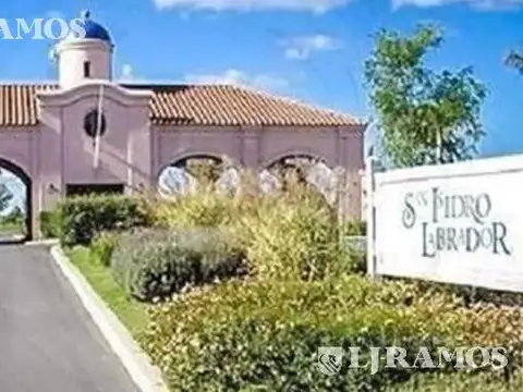 Terreno en venta en San Isidro Labrador