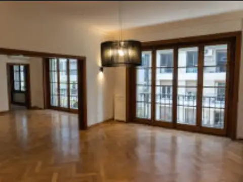 Excelente departamento reciclado y de categoría