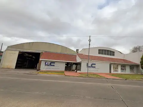 EN VENTA GALPÓN INDUSTRIAL CON OFICINAS OLAVARRIA