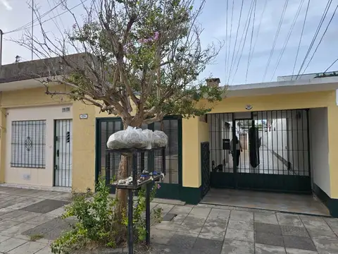 Depto Tipo Casa en Alquiler de 2 ambientes