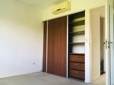 Departamento en Venta en Villa Rosa, USD 95.000