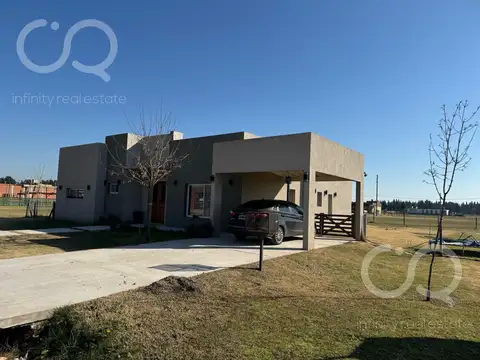 Casa en Venta en Fincas de San Vicente, USD 170.000