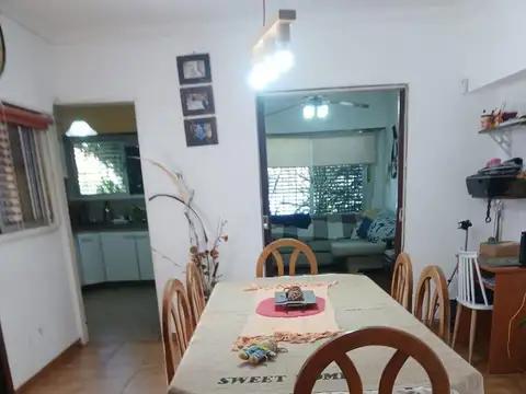 Casa en Venta en Castelar Sur, USD 190.000