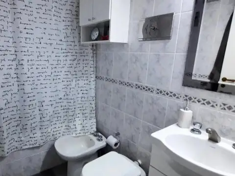 Depto Tipo Casa en Venta con 1 cocheras