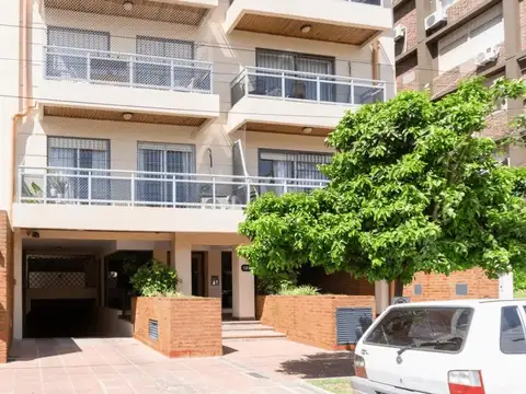 Departamento 5 ambientes con 4 baños