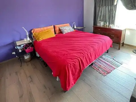 DEPARTAMENTO 3 AMBIENTES EN PLANTA ALTA CON GALPON Y GRAN PARQUE AL FONDO