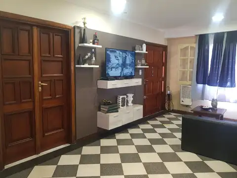 Casa 4 ambientes con 3 baños