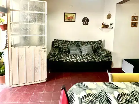 Depto Tipo Casa 2 ambientes con 1 baño