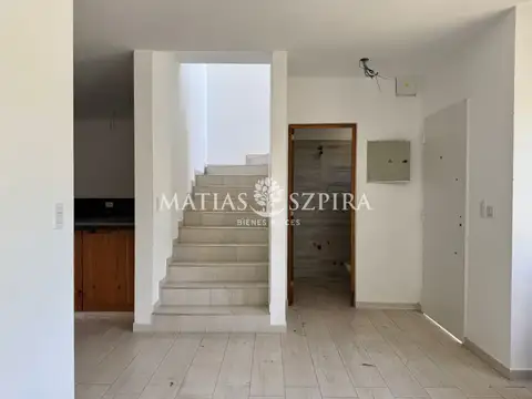 Casa en Venta en Alvarez Del Bosque, USD 150.000