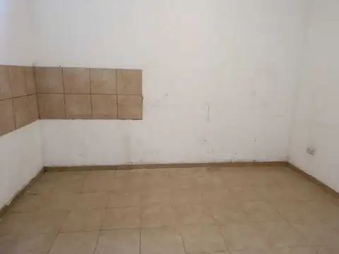 Local en Alquiler en El Talar, $ 700.000