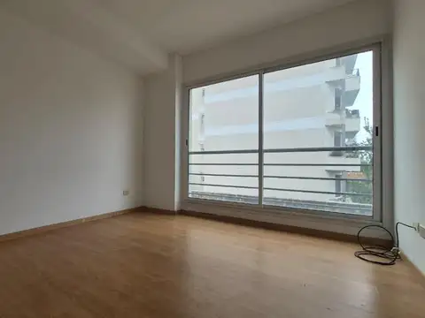 Leguizamón 1400, Piso 3
