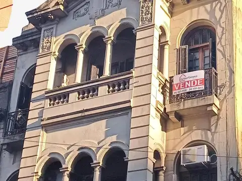 Hermosa Casa de estilo en planta alta