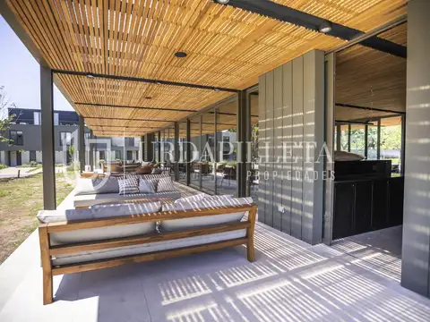 Departamento en Venta en Pilar, USD 290.000