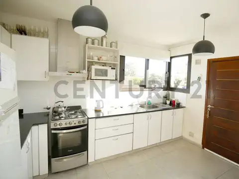 Casa en Venta en City Bell, USD 210.000