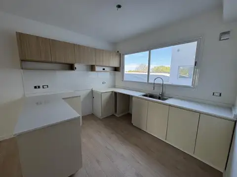 Av. San Martin  al 1500