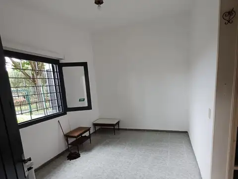 Depto Tipo Casa en Alquiler de 5 ambientes