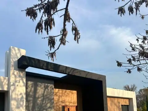 CASA VENTA "HARAS SAN PABLO" GRAL. RODRIGUEZ