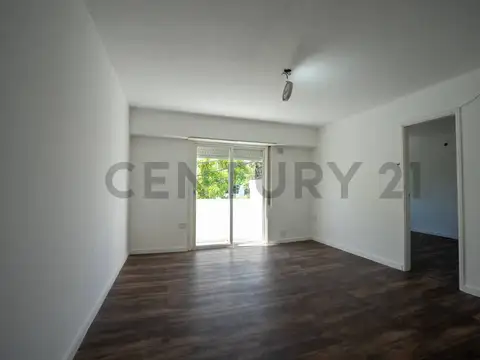 40 entre 115 y 116 200, Piso 0