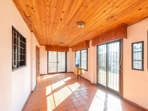 VENTA CASA 5 AMB TORCUATO JARDIN QUINCHO TERRAZA
