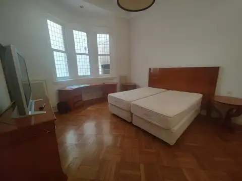 Departamento 5 ambientes con 3 baños