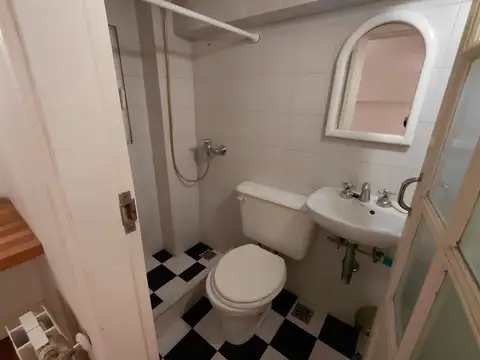 ALQUILER DEPARTAMENTO AMOBLADO 5 AMB  CON PARRILLA Y COCHERA - RECOLETA